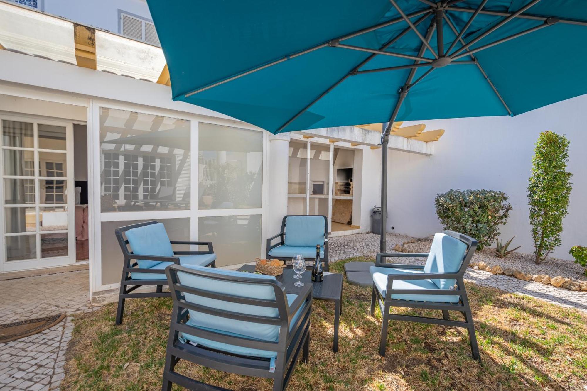 Host Wise - Spacious Family House With Garden Hébergement de vacances