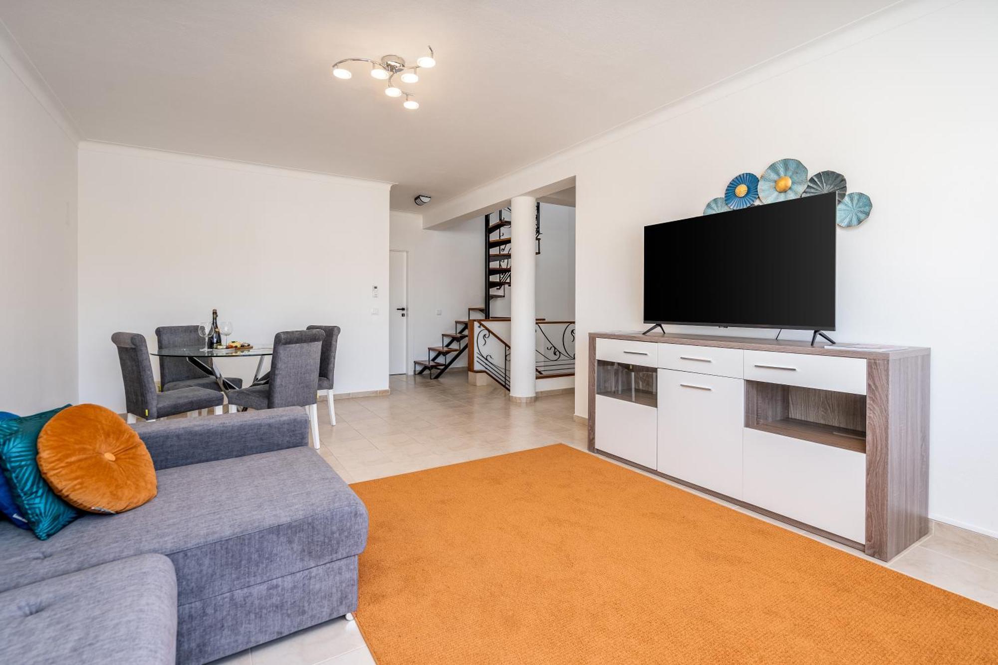 Holiday home Host Wise - Spacious Family House With Garden *